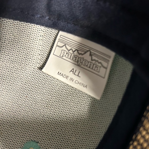 Patagonia Hat - Picture 3 of 4
